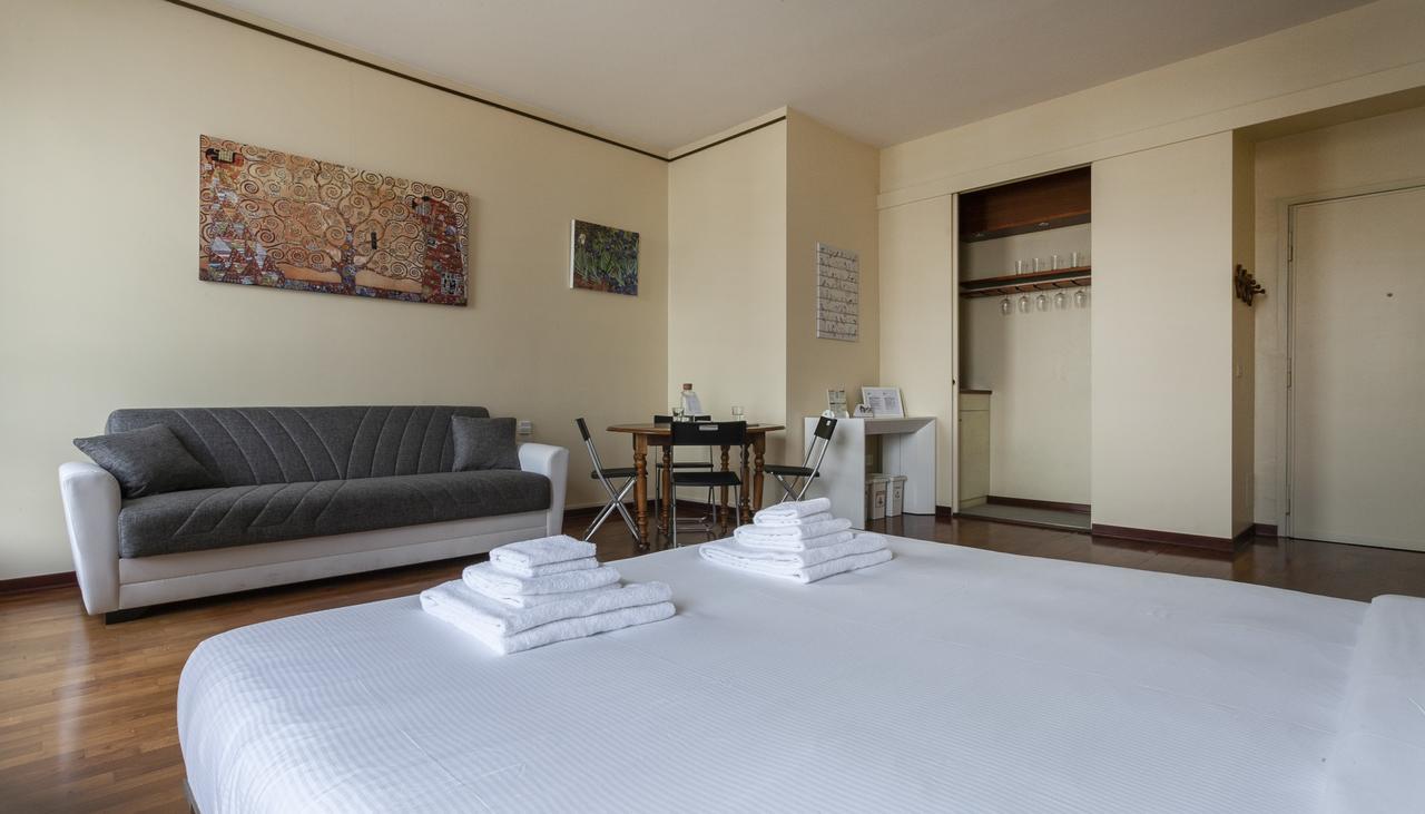 Italianway-Santo Stefano 5 Apartment Milano Ngoại thất bức ảnh